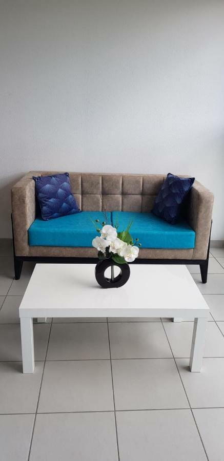 Baccarat Studio Meuble Confortable מראה חיצוני תמונה