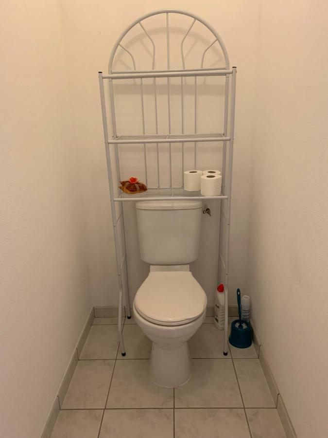 Baccarat Studio Meuble Confortable מראה חיצוני תמונה